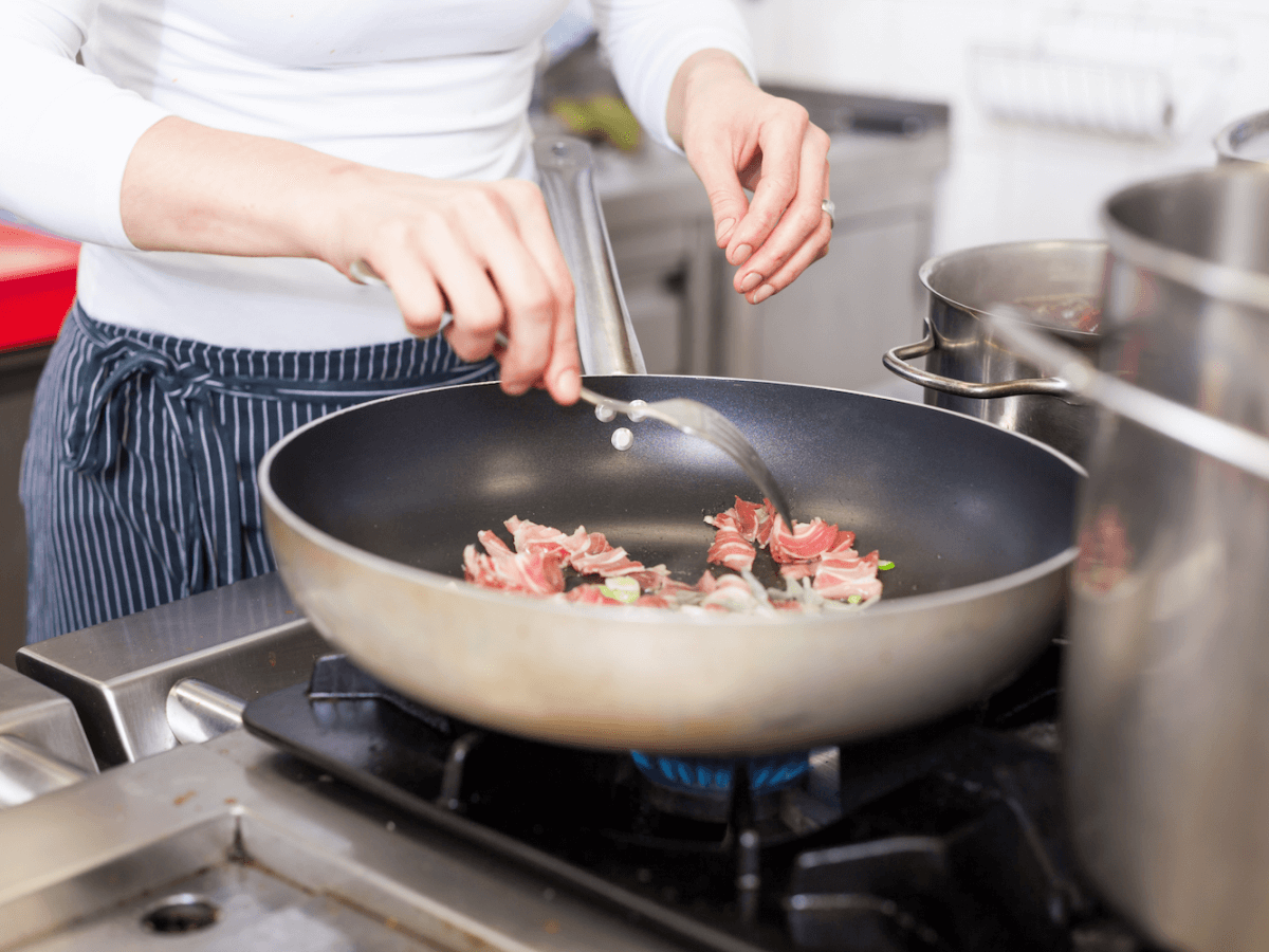 4 mẹo giữ chảo chống dính CHÍNH HÃNG SUNHOUSE bền lâu 002