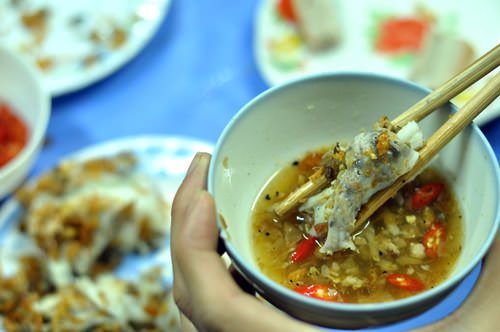 Cách làm bánh cuốn nhân thịt gà bằng chảo chống dính 100% thành công 3