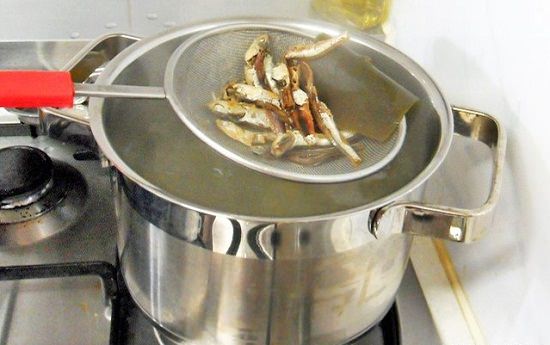 Cách làm canh giá đỗ thanh mát đúng vị Hàn Quốc 1