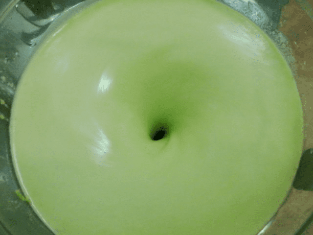 Cách làm chè bơ béo ngậy giải nhiệt mùa hè đơn giản bằng máy xay sinh tố