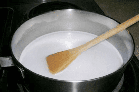 Cách làm chè bơ béo ngậy giải nhiệt mùa hè đơn giản bằng máy xay sinh tố 4