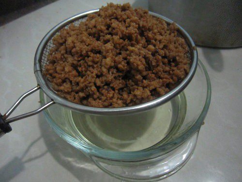 Cách làm dầu dừa bằng nồi cơm điện nhanh nhất 4