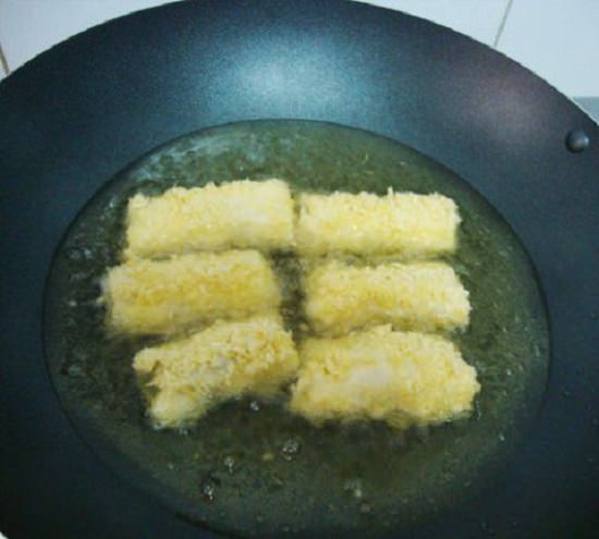 Cách làm món nem hải sản hấp dẫn đến miếng cuối cùng 4