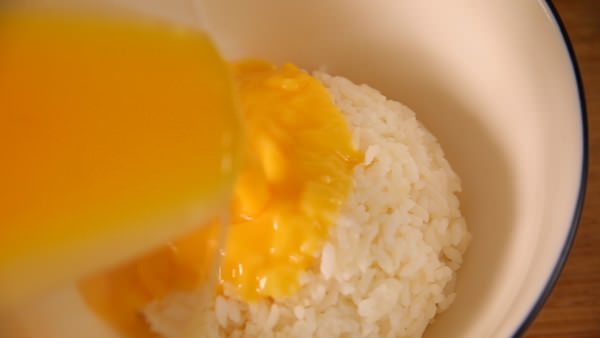 Cách làm pizza chỉ từ 1 bát cơm nguội và chảo chống dính 2