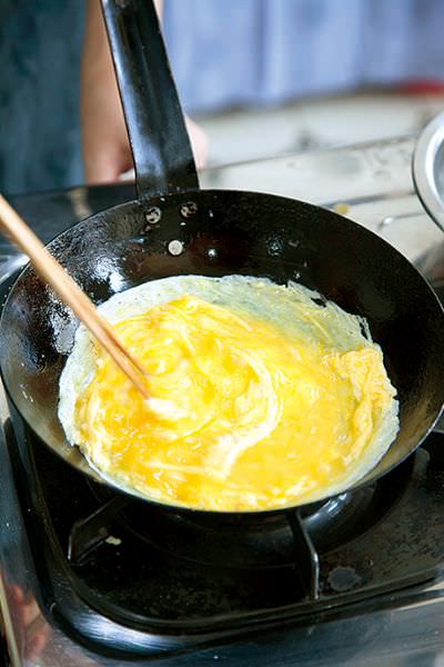 [NGON HƠN MỖI NGÀY] Cơm cuộn kiểu Nhật ngon đúng vị, ai cũng làm được 4