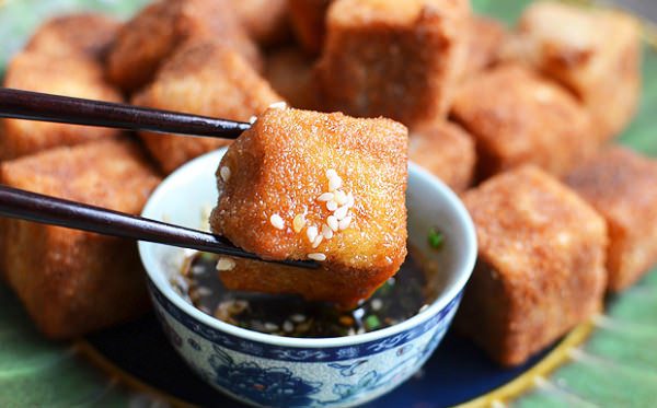 [MÓN NGON MỖI NGÀY] Đậu chiên ngũ vị cho ngày rét kỷ lục