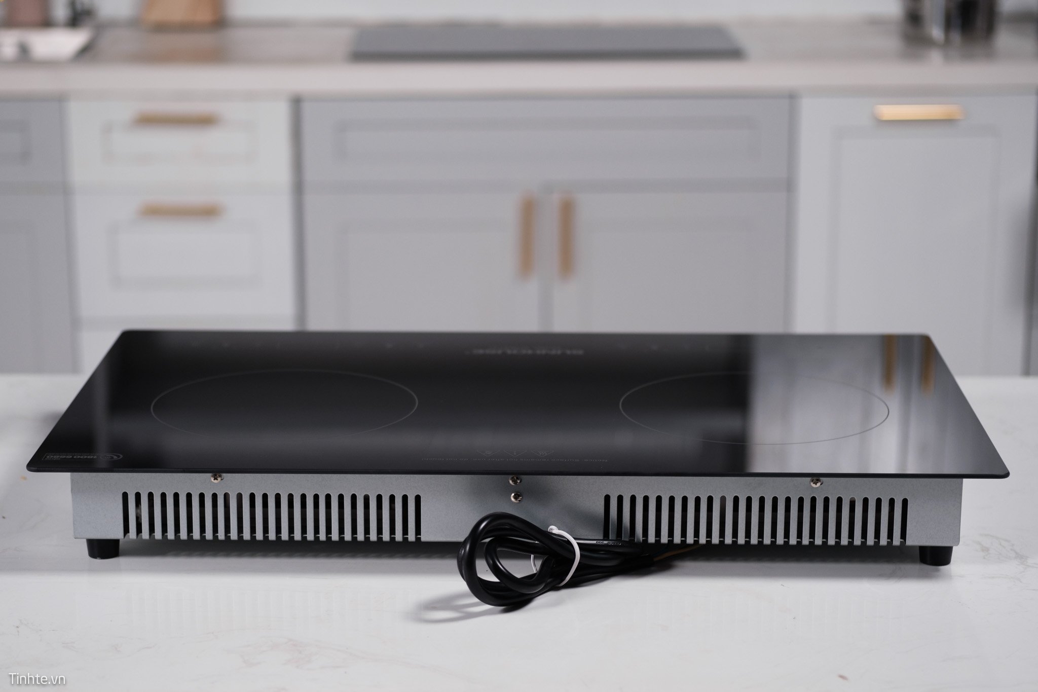 Giới thiệu bếp điện từ đôi của CHÍNH HÃNG SUNHOUSE: Từ đơn giản đến sang trọng, đẳng cấp 4