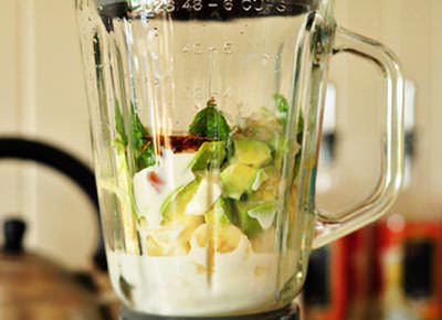 Hướng dẫn cách làm sinh tố bơ sữa thơm ngon, dễ học 3