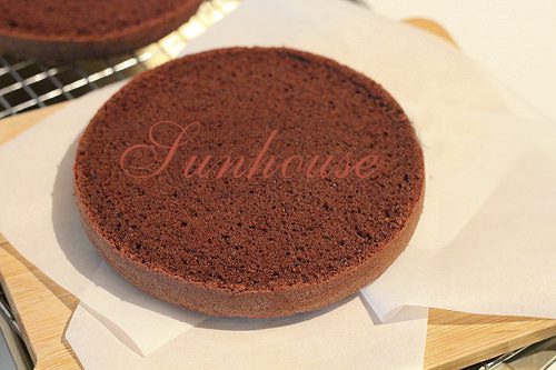 Hướng dẫn cách tự làm bánh gato bằng nồi cơm điện