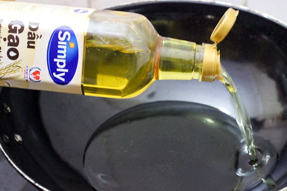 Hướng dẫn làm sườn chiên khoai lang bằng chảo chống dính CHÍNH HÃNG SUNHOUSE 2