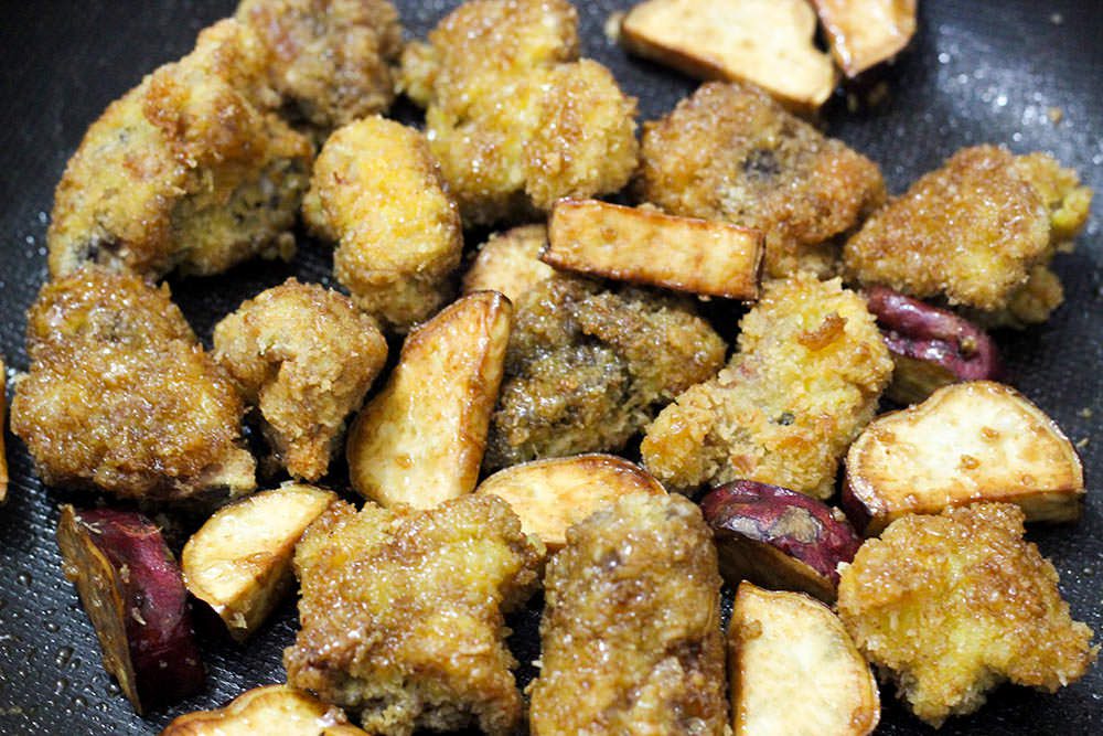 Hướng dẫn làm sườn chiên khoai lang bằng chảo chống dính CHÍNH HÃNG SUNHOUSE 4