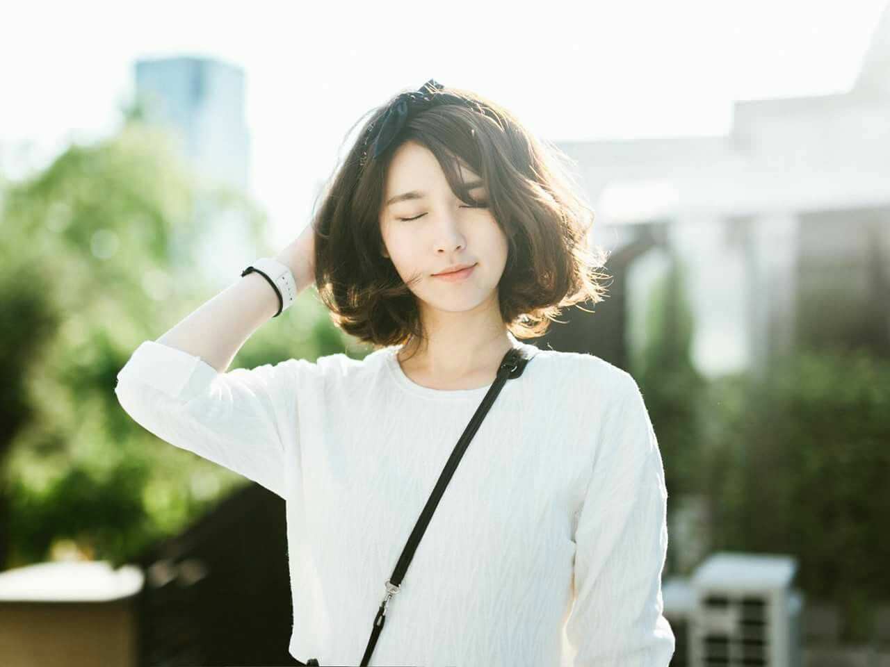 Tạo kiểu tóc xinh mùa đông cùng loại máy sấy tóc phù hợp 008