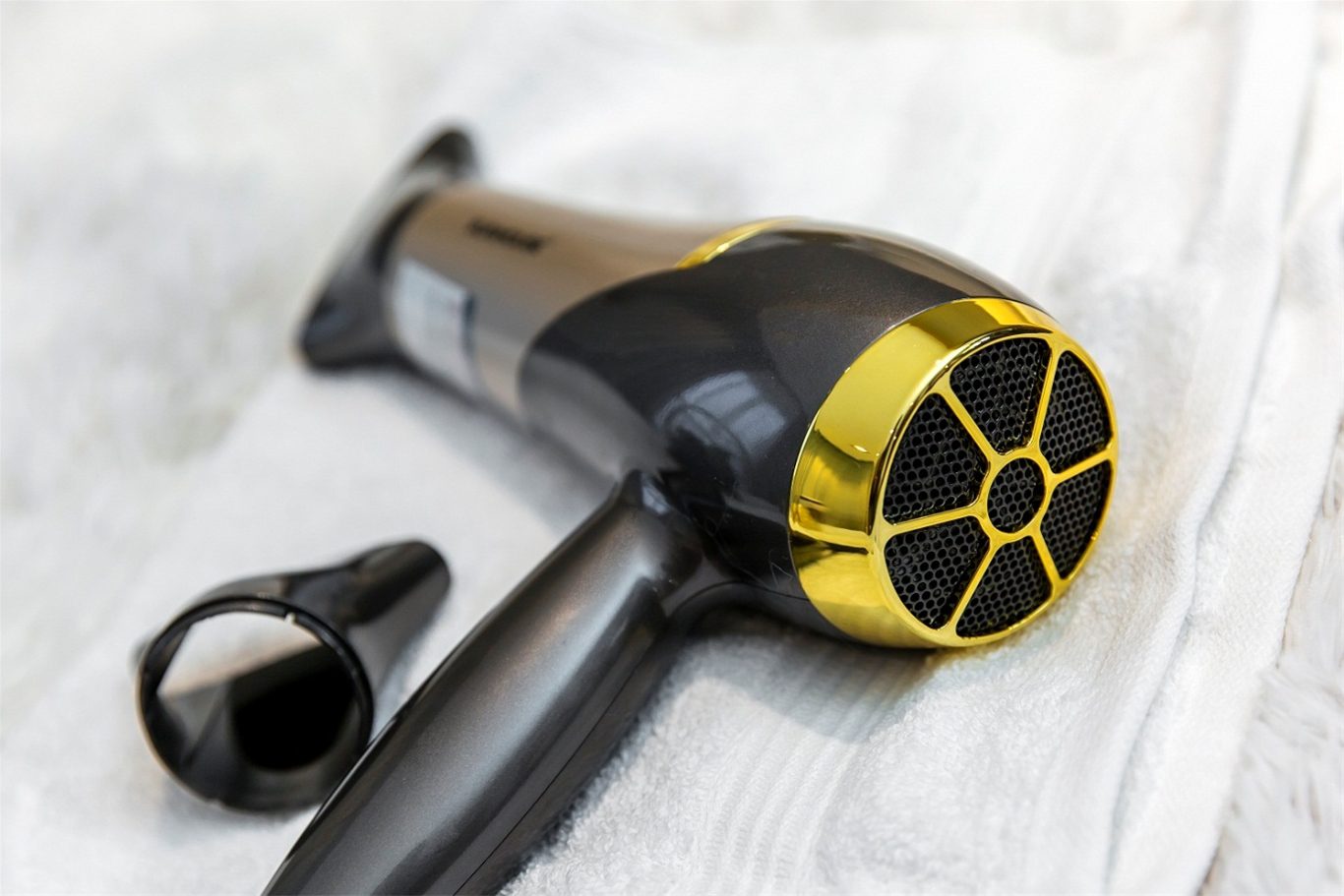 Những tính năng đặc biệt của máy sấy tóc CHÍNH HÃNG SUNHOUSE bạn nên biết 005