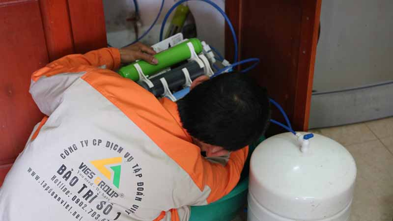 Tại sao máy lọc nước RO chạy không ngắt? Tìm hiểu nguyên nhân và cách xử lý ngay 1