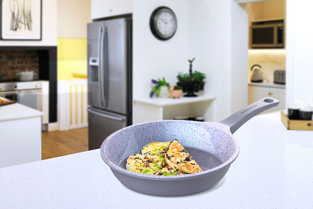 Muốn chọn chảo chiên không dầu cần chú ý điều gì? 1