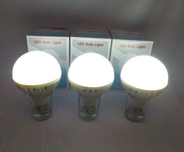 Cách sử dụng và bảo quản bóng đèn tích điện đúng cách 3