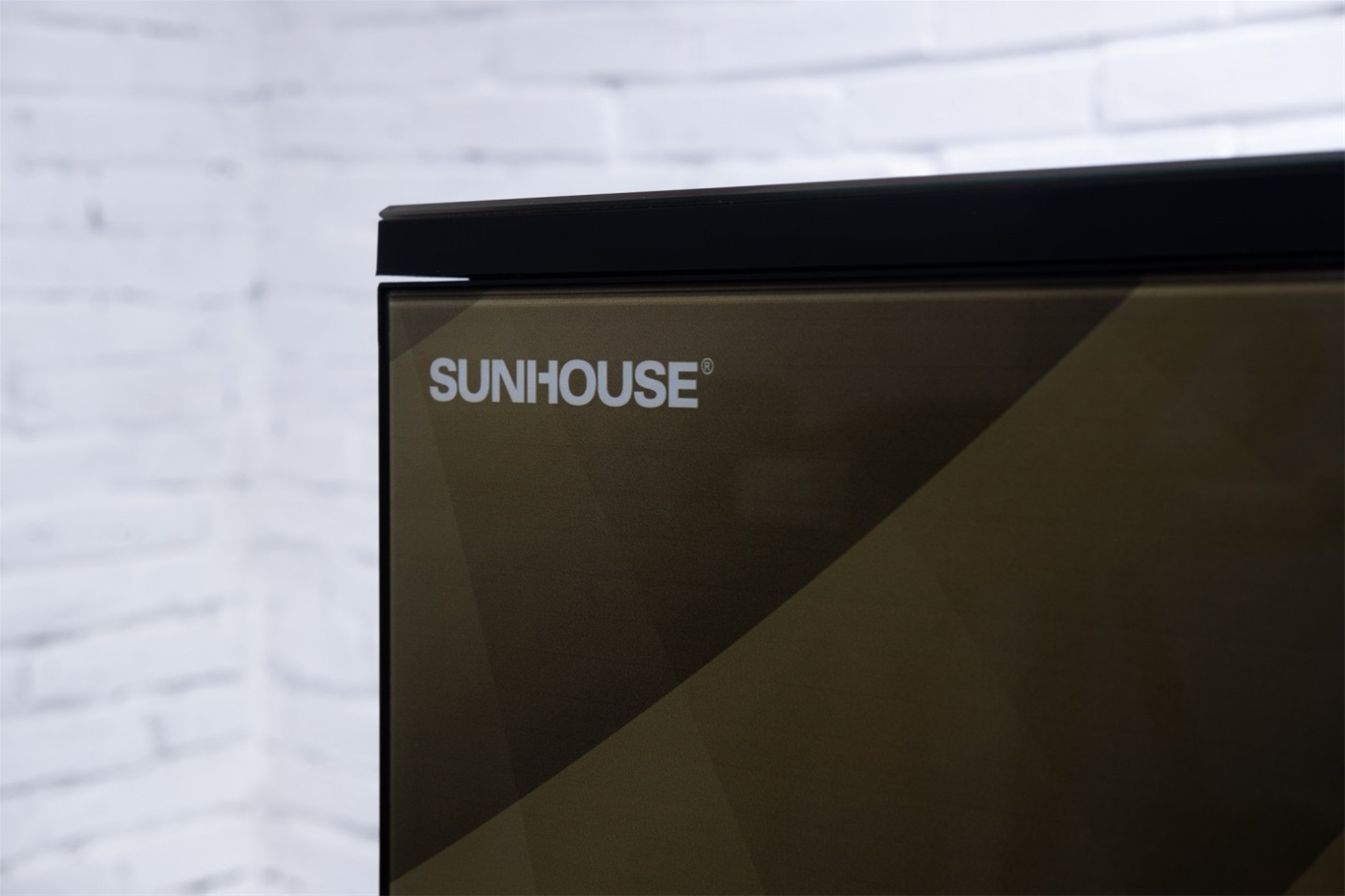 Trên tay máy lọc nước R.O 9 lõi CHÍNH HÃNG SUNHOUSE SHA8817KP 5