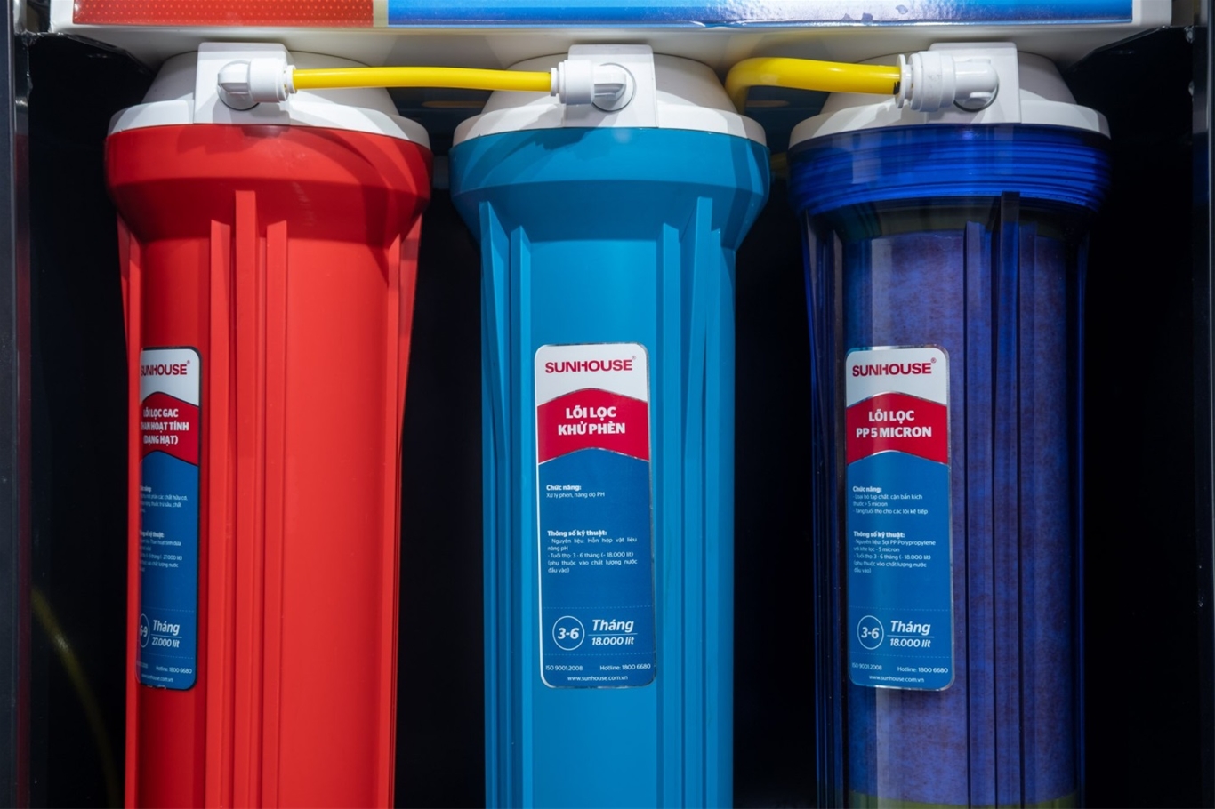Trên tay máy lọc nước R.O 9 lõi CHÍNH HÃNG SUNHOUSE SHA8817KP 10