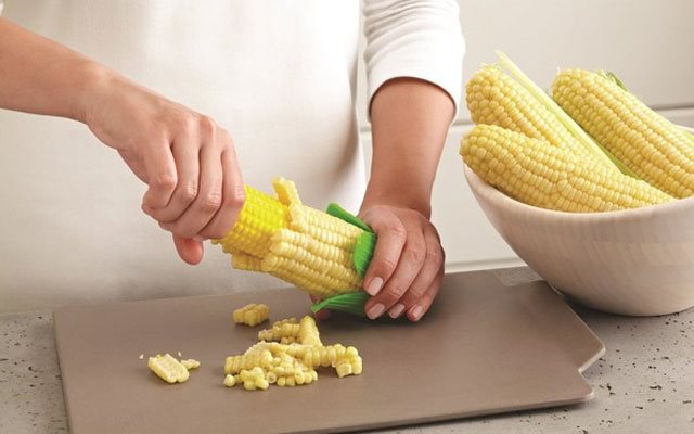 Công thức nấu chè bắp giải nhiệt bằng nồi cơm điện tử cực đơn giản tại nhà 3