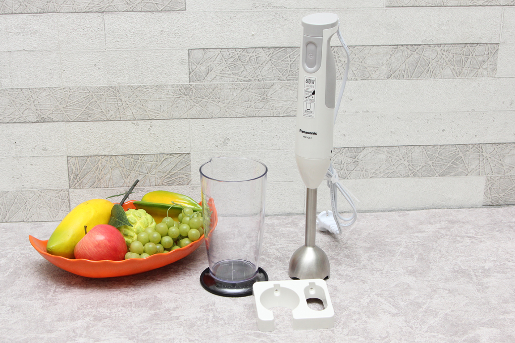 Nên chọn máy xay sinh tố đa năng hay máy xay sinh tố cầm tay cho gia đình? 4