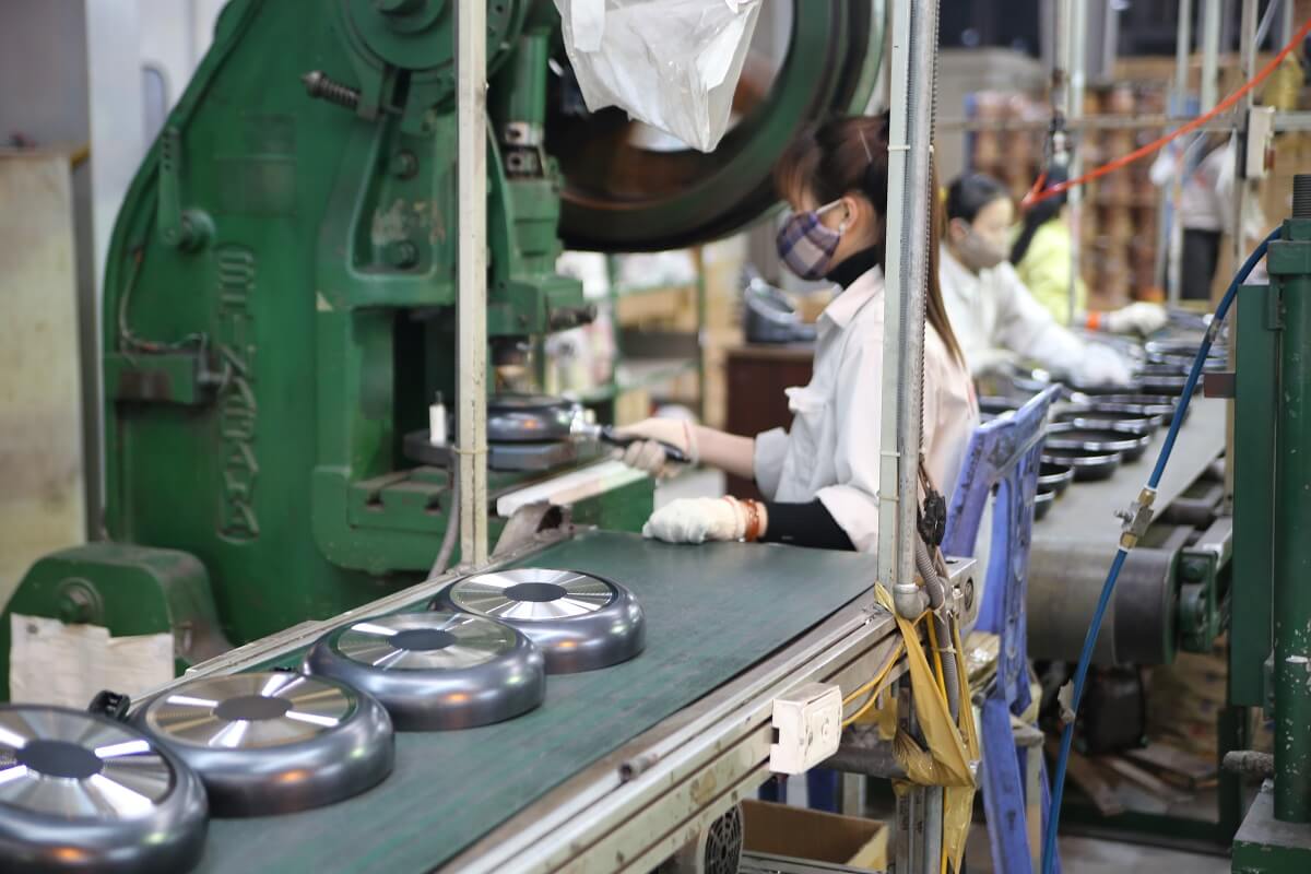 Kinh nghiệm chọn mua chảo chống dính cho gia đình 001