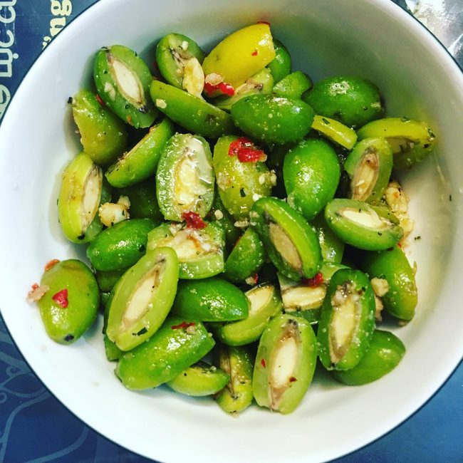 Mùa nhót về trên phố, chị em phát cuồng với những món ăn chỉ nghĩ đã thèm 2