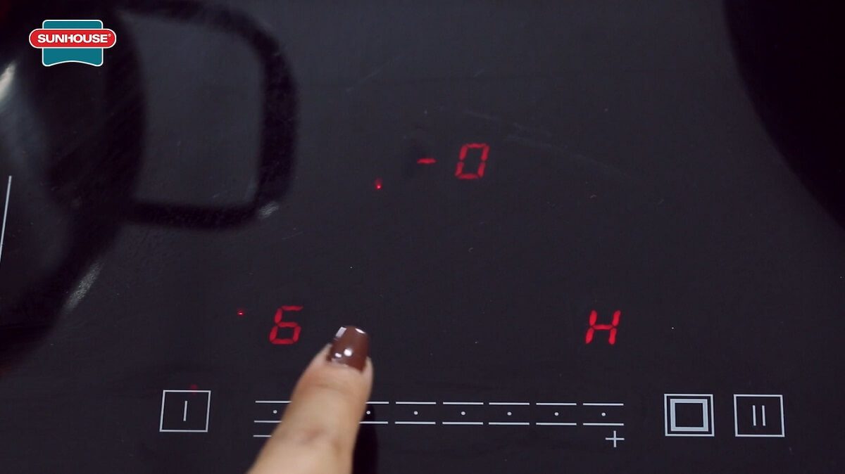 Nấu ăn cực nhanh với bếp đôi điện từ hồng ngoại CHÍNH HÃNG SUNHOUSE 009