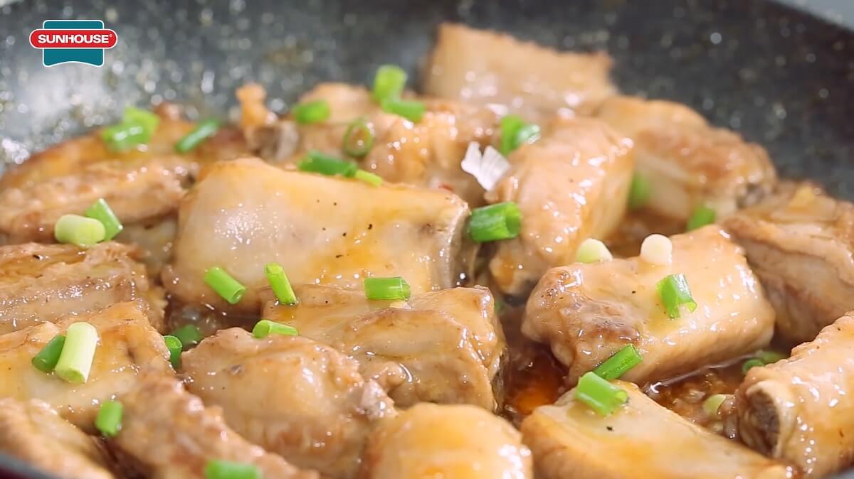 Nấu ăn cực nhanh với bếp đôi điện từ hồng ngoại CHÍNH HÃNG SUNHOUSE 011