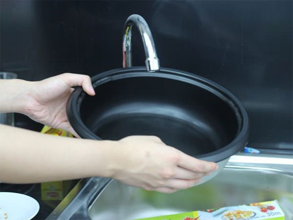 Những lý do thuyết phục bạn nên mua nồi lẩu điện 1