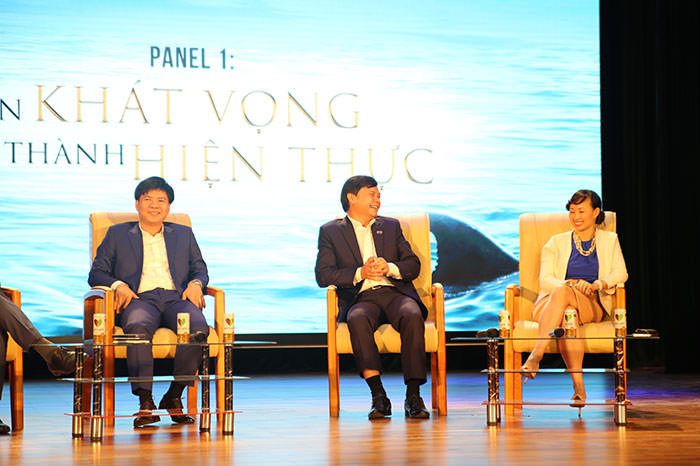 Shark Phú truyền lửa cho khát vọng khởi nghiệp của các bạn sinh viên 2