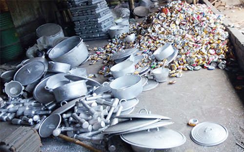 Tác hại của việc sử dụng nồi nhôm trong chế biến thực phẩm 1