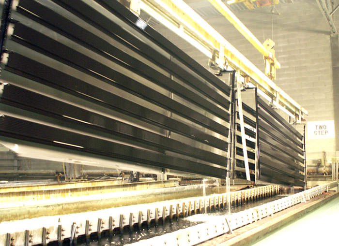 Vật liệu nhôm cứng thứ 2 sau kim cương nhờ công nghệ Anod 1